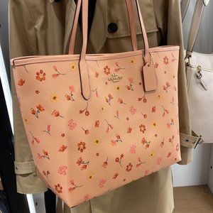 Coach c8743 City Tote With Mystical Floral Print Faded Blush Multi